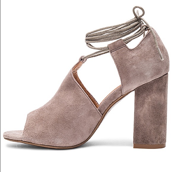 Matiko Cherine Heels sz 38! - Picture 2 of 8